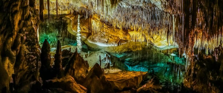 Visitar las cuevas del Drach en Mallorca