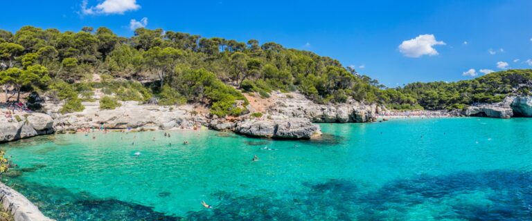 Guide to the Best Beaches and Coves of Menorca