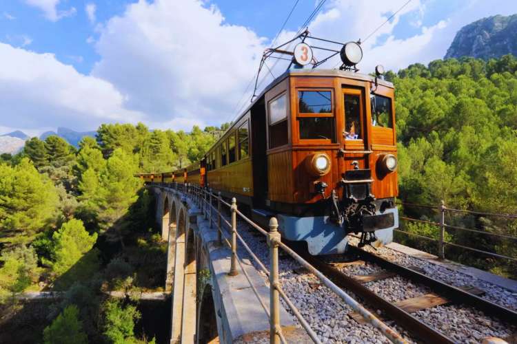 Antique-wooden-train-Majorca