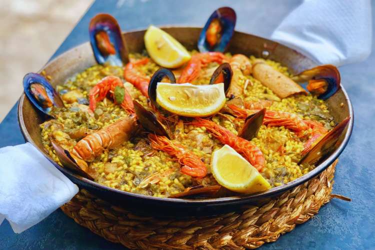 Paella-on-a-typical-Mallorcan-boat