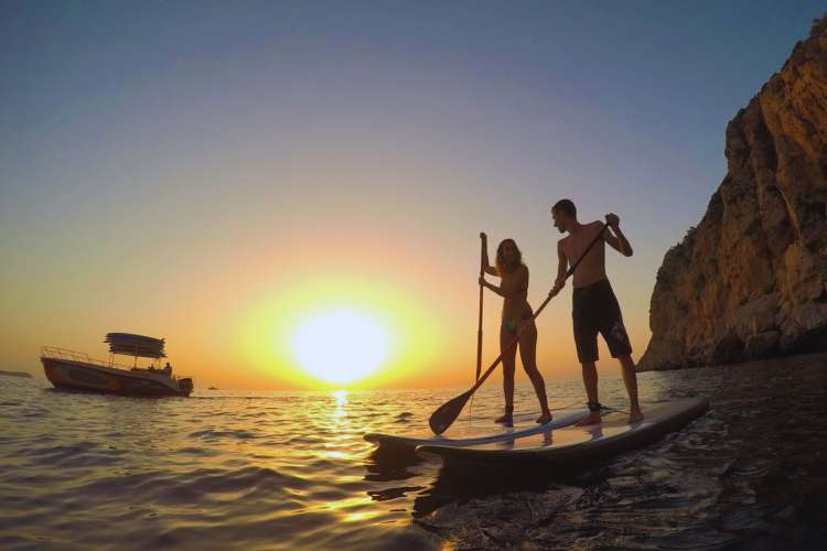 Paddle-surfing-in-Ibiza-caves