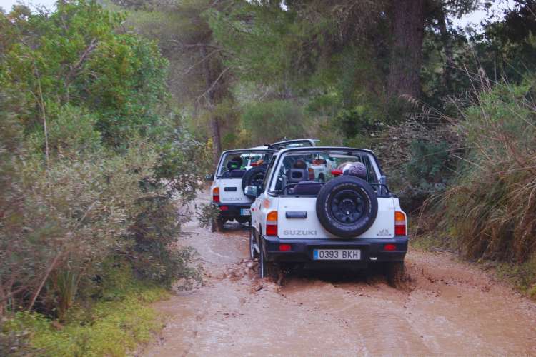 Excursión-en-jeep-4x4-por-el-este-de-Mallorca