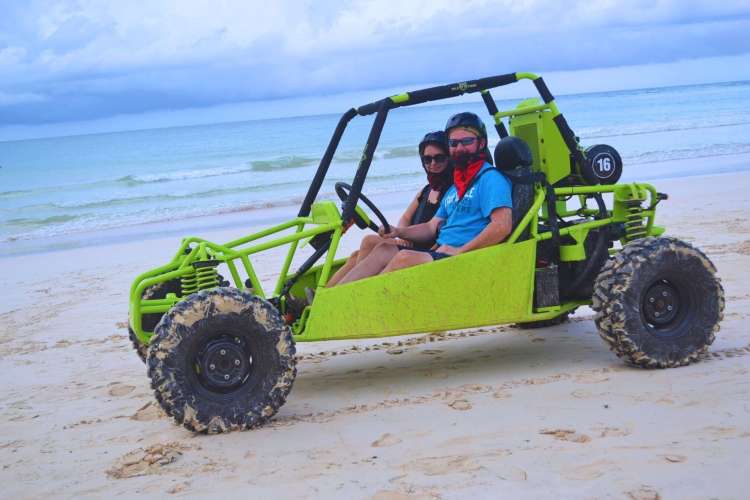 Couple-in-buggy-on-the-beach-Punta-Cana
