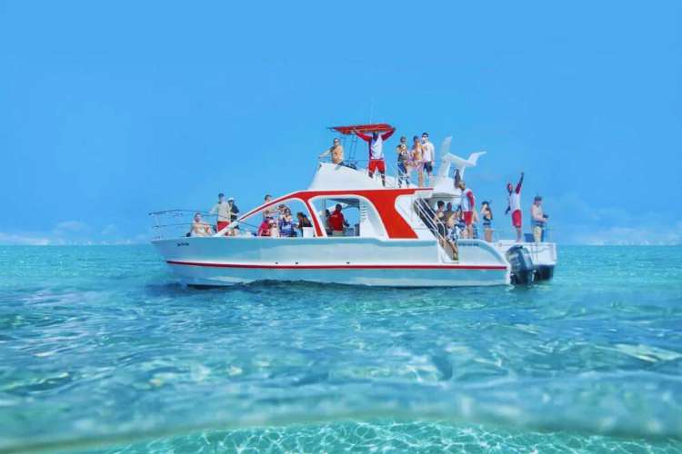 Punta-Cana-boat-party