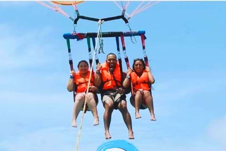 Paragliding-in-Punta-Cana