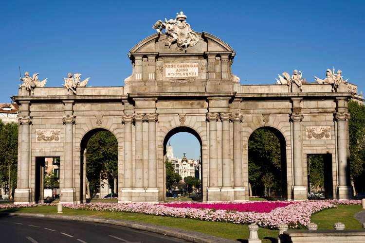 Puerta-de-Alcala-Madrid