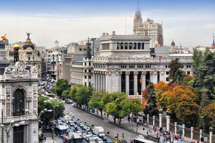 Die-Gran-Via-in-Madrid