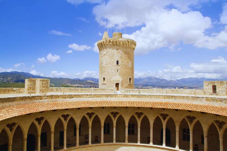 Schloss-Bellver-Pallma-de-Mallorca
