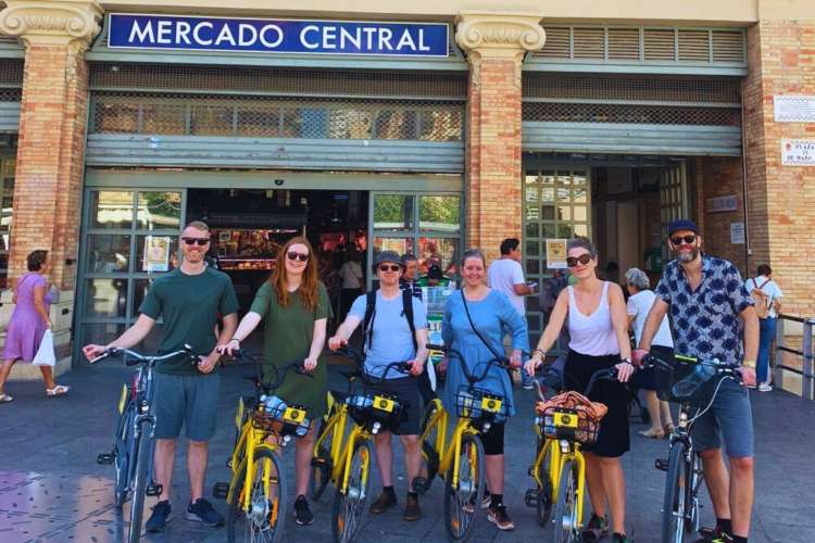 Bicycle-group-central-market-Alicante
