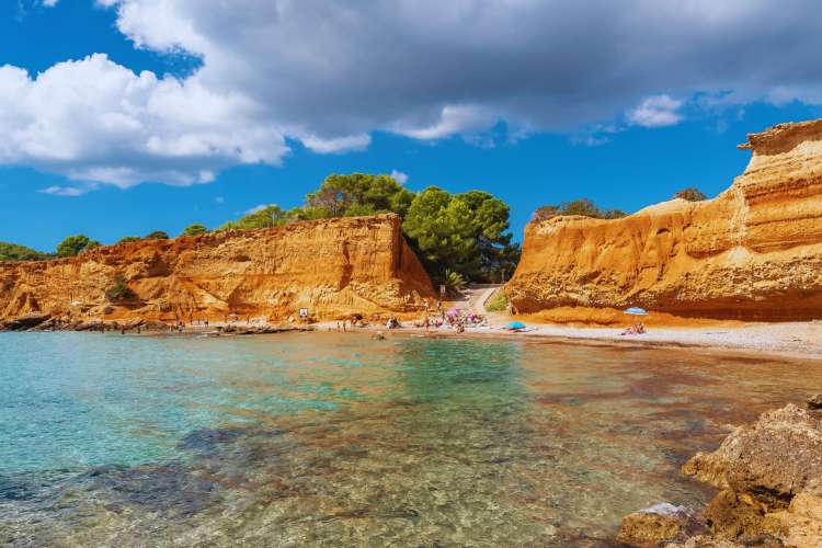 Strand-Höhlen-Ibiza