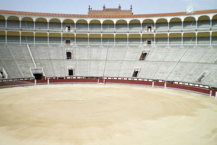 Seats-in-Las-Ventas-square