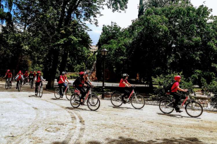 Retiro-Park-by-bicycle