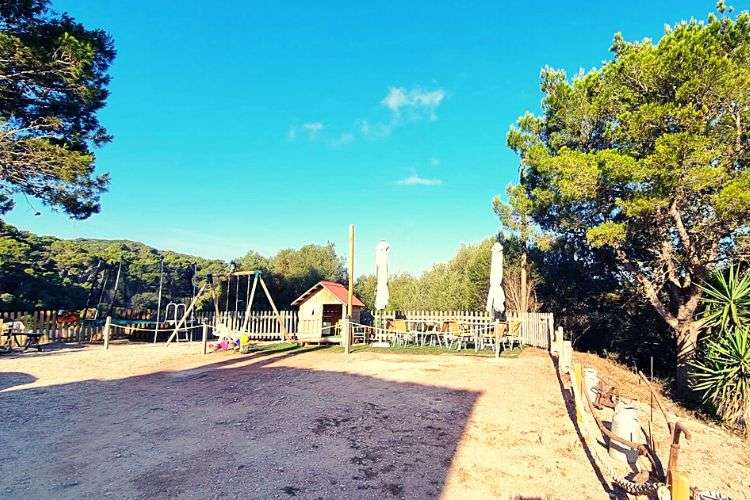 Terraza-granja-Menorca