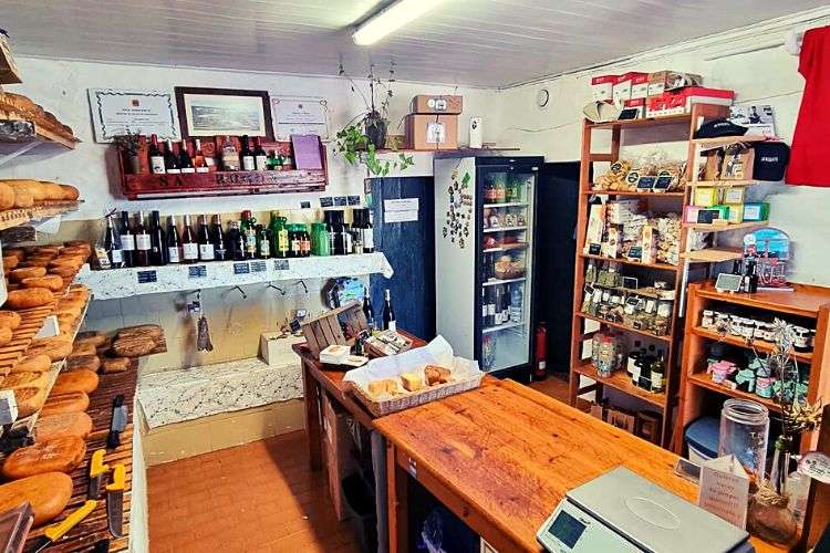 Tienda-delicatessen-Menorca