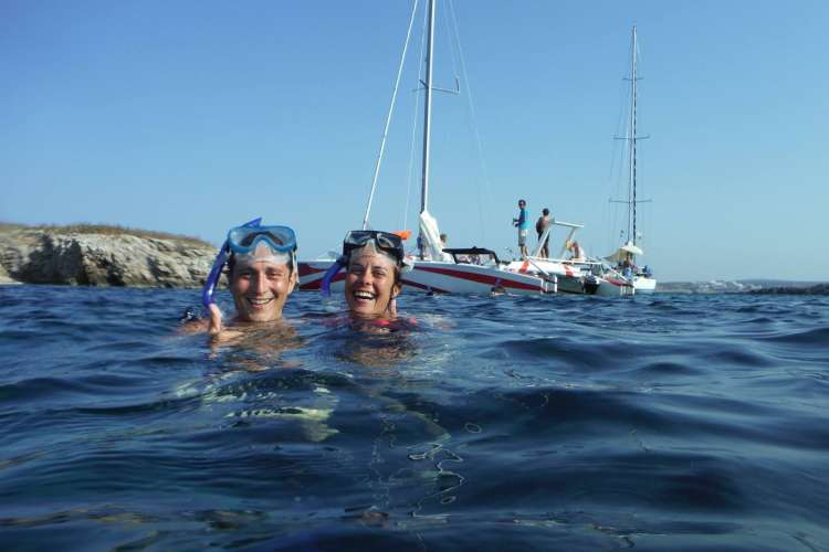 Sailboat-in-Menorcan-waters
