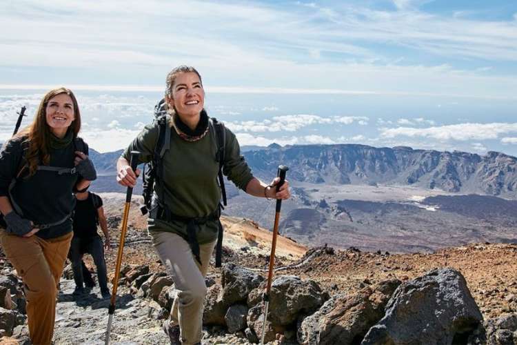 Hiking-to-the-summit-of-Teide