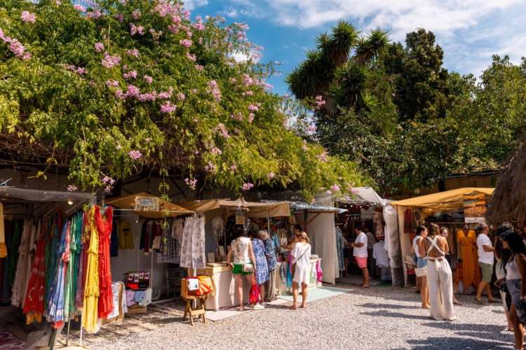 Ibiza-hippy-market-stalls