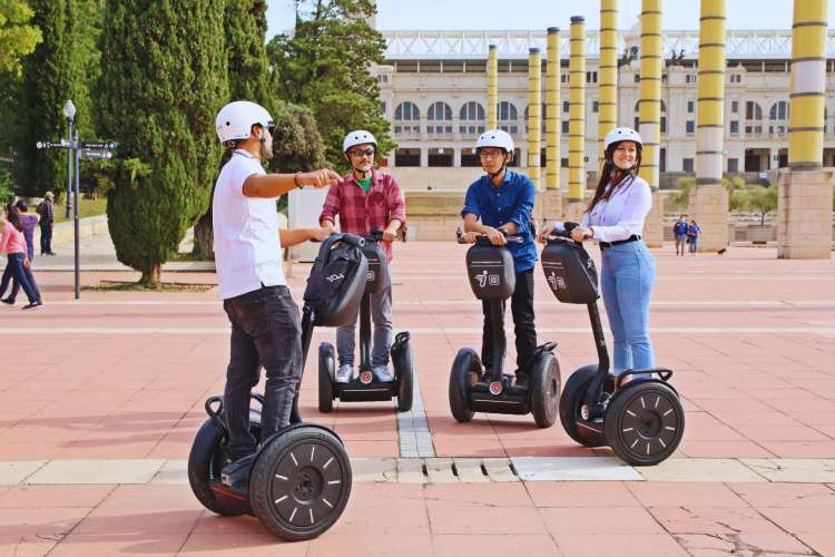 Segway-group-through-the-streets-of-Barcelona
