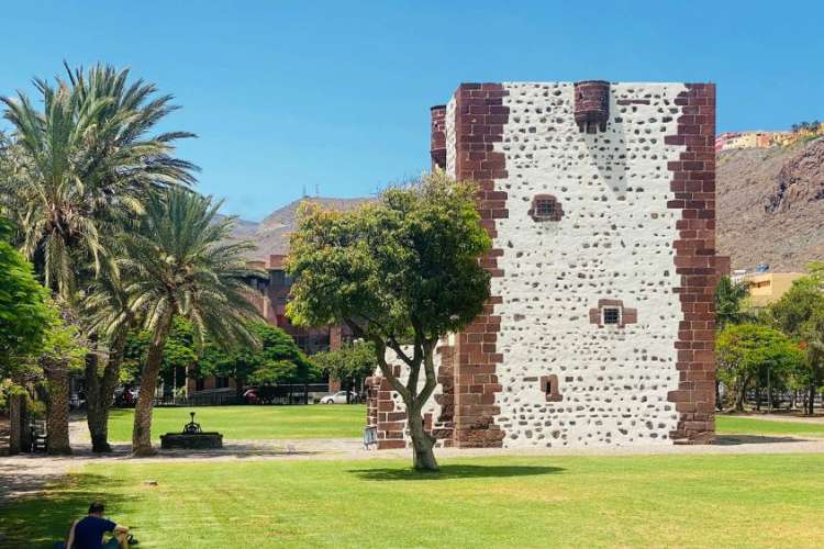 Festung-Torre-del-Conde