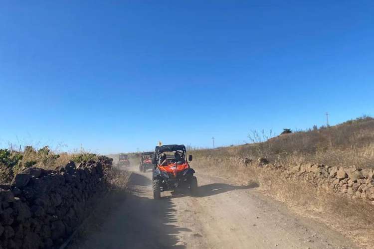 Buggies-on-the-off-road-track-in-Tenerife