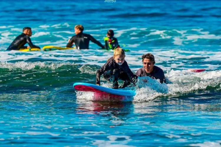 Surfunterricht-für-Kinder-auf-Teneriffa