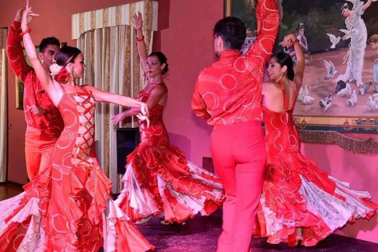 Flamenco-group-at-Casa-Abaco-Tenerife