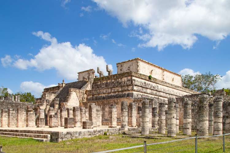 Templo-de-los-guerreros-en-Chichén-Itzá