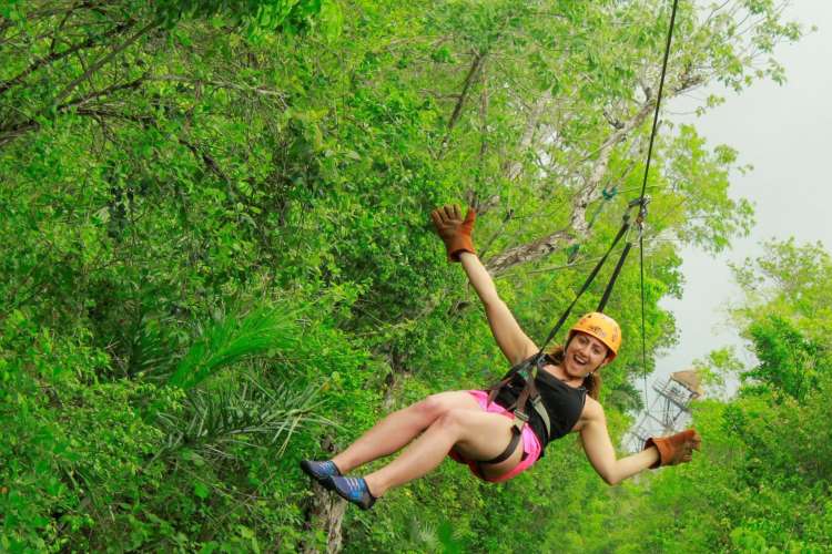 Ziplines-in-the-forest-of-the-Riviera-Maya