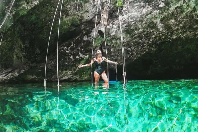Clear-waters-of-a-cenote