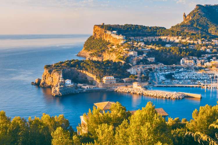 Panorámica-puerto-de-soller