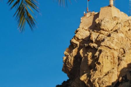 Castle-of-Santa-Barbara-Alicante-frontpage