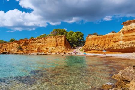 Strand-Höhle-Ibiza-Titelseite