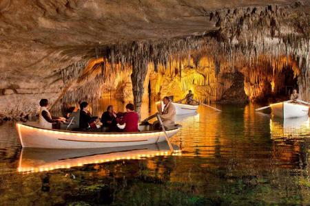 Boat-drach-caves-Majorca