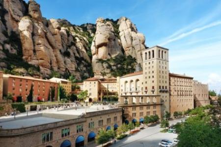Excursion-to-Montserrat-and-Sitges