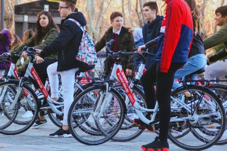Get-to-know-Madrid-by-bicycle