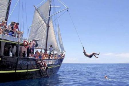 Boat-excursion-in-the-south-of-Tenerife