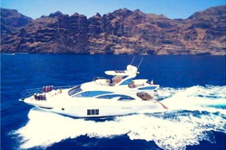 Cruise-on-the-Tigresa-boat-Tenerife