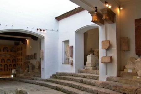 Guided-tour-of-the-Archaeological-Museum-of-Córdoba