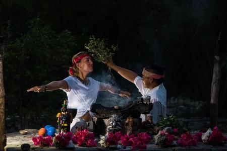 Experience-a-night-of-Maya-rituals